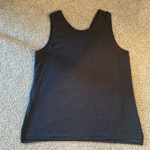 Old navy active workout tank.